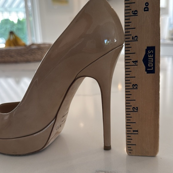 Jimmy Choo Beige Patent Leather Dahlia Peep Toe Platform Pumps Size 36 - Picture 12 of 13